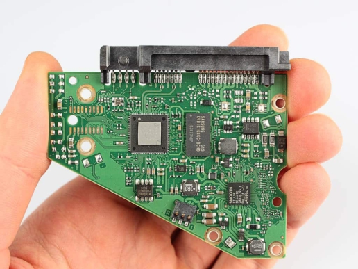 Datenrettung externe Festplatte elektronischer Schaden PCB