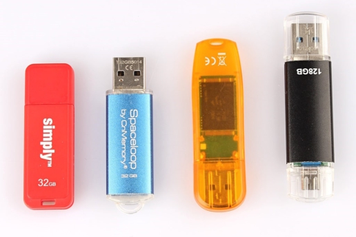 Datenrettung USB-Stick - Title