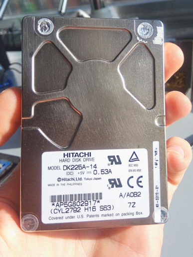 Datenrettung Hitachi Festplatte Bauart HDD