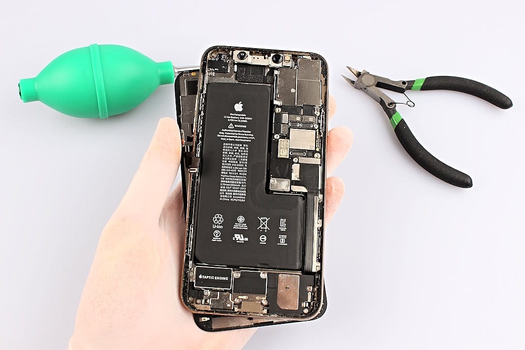 typische Schäden durch Wasser beim iPhone