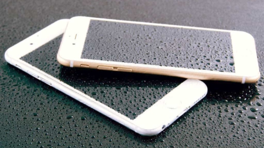 Flüssigkeitsschaden bei iPhones durch Spritzwasser
