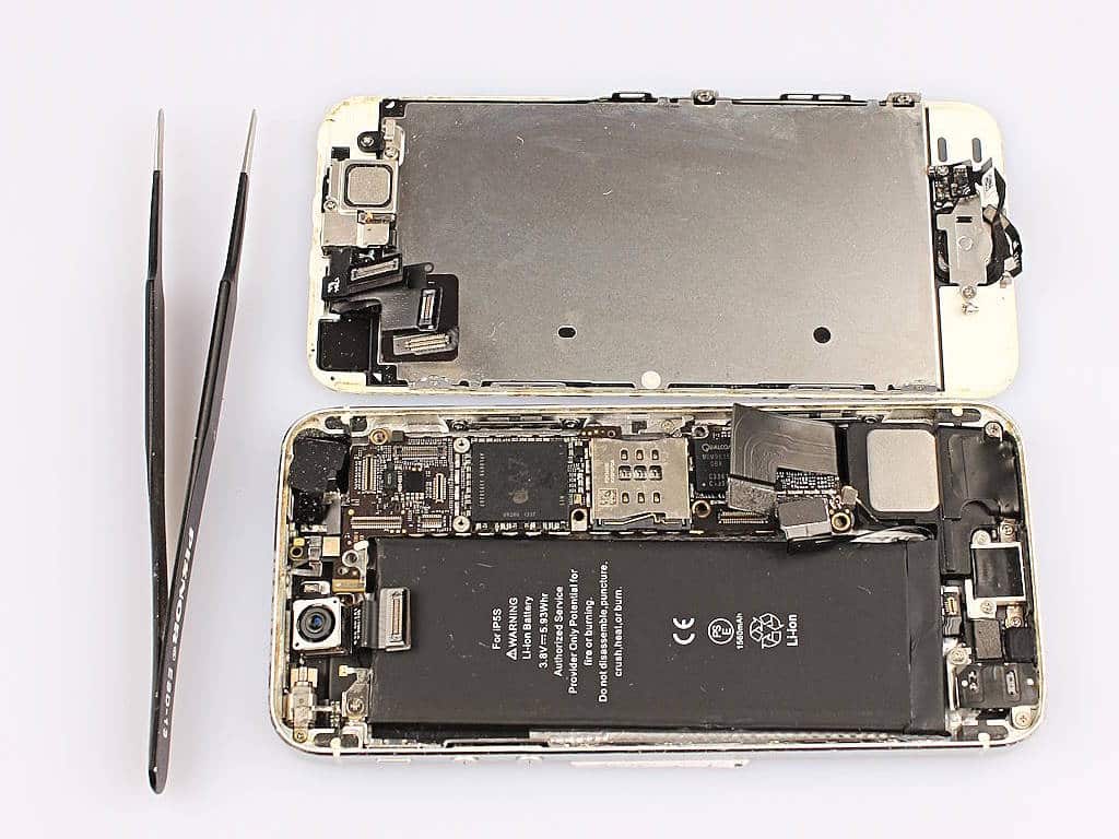 iPhone ins Wasser gefallen Reparatur