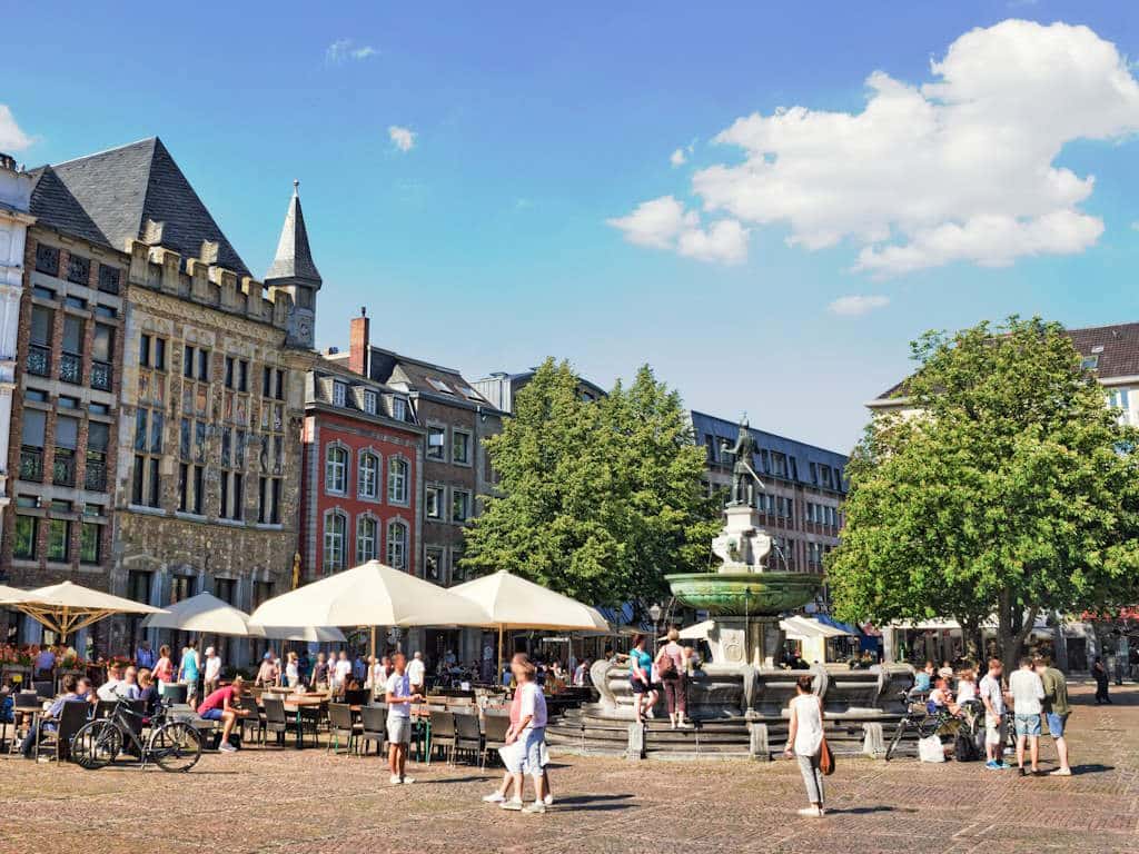 Aachen Karlsplatz