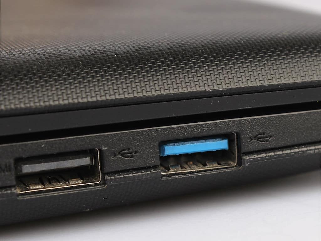 Laptop mit defektem USB-Port