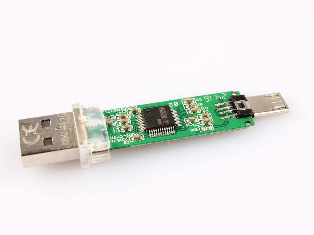 elektronischen Schaden vom USB-Stick reparieren